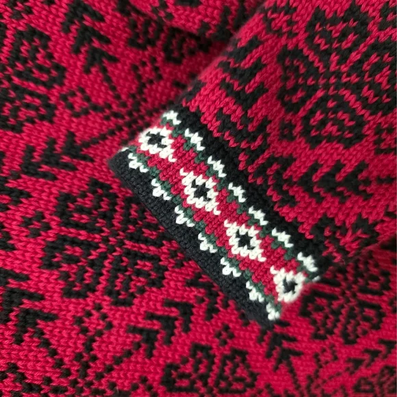 L.L. Bean Black and Red Knit Sweater - Picture 11 of 15
